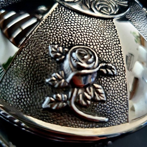 Vintage Silver Plated Jewellery Trinket Box Red Velvet Lining Roses Finial Lid - Picture 9 of 10